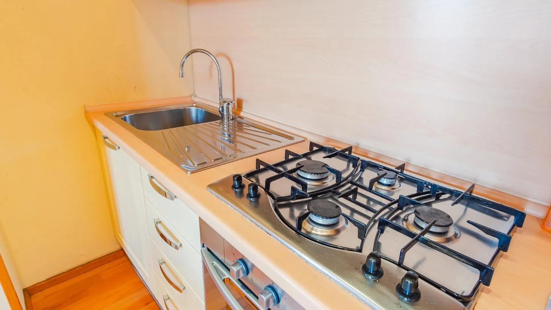 La Bella Colombare - Italian Homing Apartment Sirmione Italy